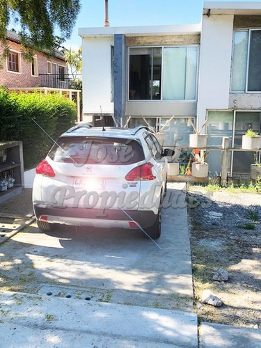 Imagen 11 de 14 de En Venta Casa De Dos Dormitorios Colonia Del Sacramento