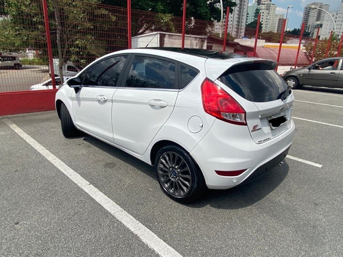 Ford Fiesta 2016 1.6 16v Titanium Flex Powershift 5p