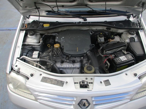 Renault Logan   1600cc Mt Aa