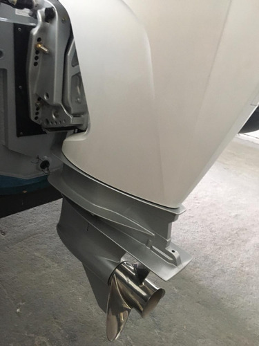 Imagem 4 de 9 de Motor Mercury 200hp Xl Branco 2021 Zero!