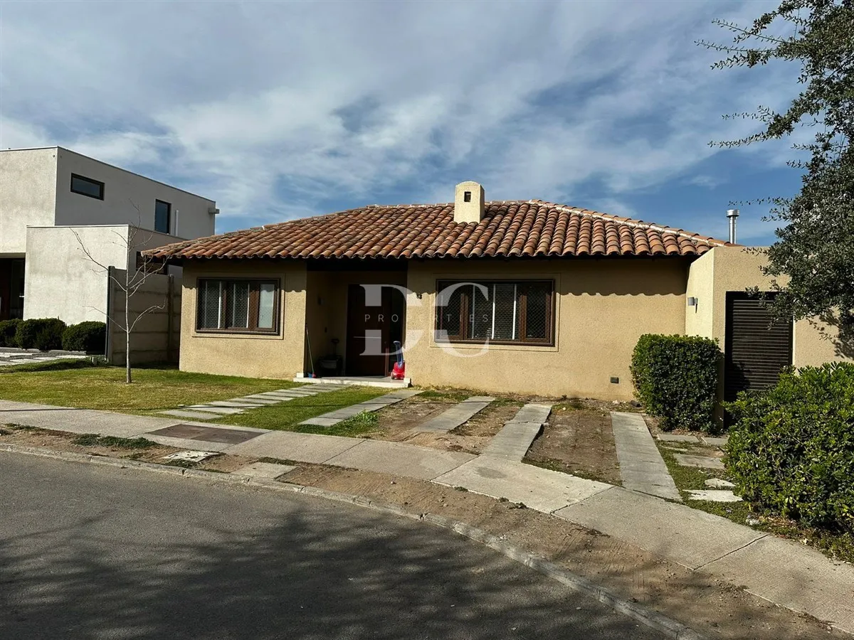 Imagen 1 de 28 de Casa En Venta De 3 Dorm. En Colina Chicureo Piedra Roja