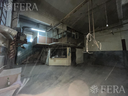 Venta De Galpón En Wilde (25272)