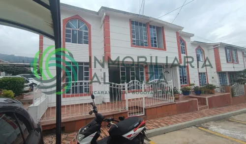 Casa En Arriendo En Fatima. Cod A6626