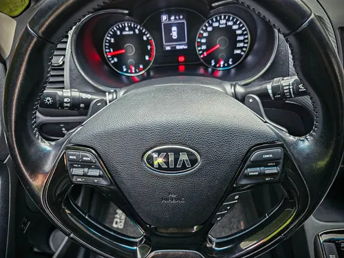 Cerato Pro Sx At 1.6l 2ab Abs Fe