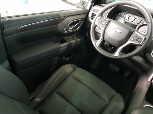 Chevrolet Suburban 2021 5.4 Lt Piel Blanca At