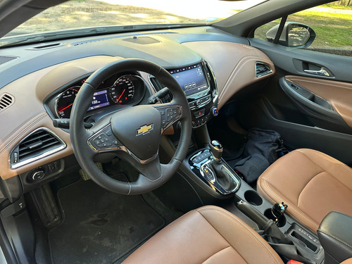 Chevrolet Cruze 1.4 Premier At Sedan