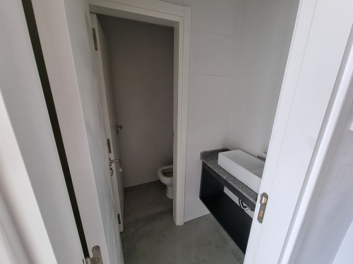 Imagen 6 de 7 de Oficina A Estrenar A La Venta En Zona Macrocentro - Excelente Ubicación