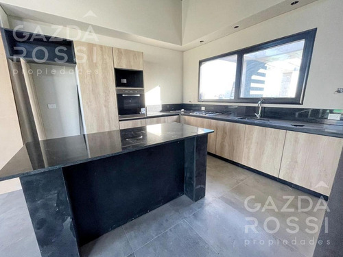 Imagen 9 de 10 de Moderna Propiedad Con Piscina En Barrio Privado San Felipe, Canning