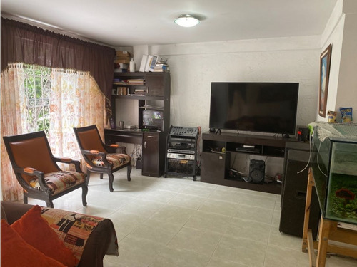 Casa En Venta Al Norte De Cali Barrio Salomia
