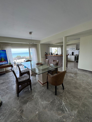 Casa En Venta 4 Dorm Av.rawson Y Formosa Precio U$d780.000