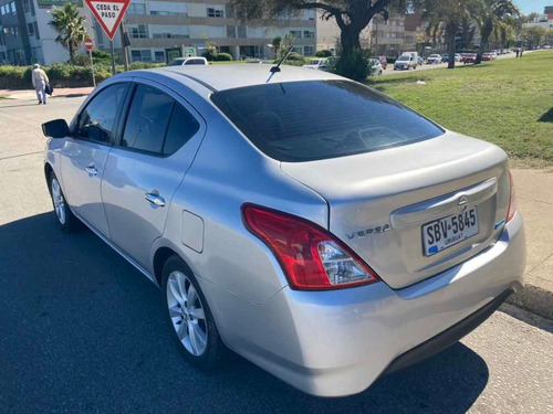 Nissan Versa 1.6 Advance Full Mt 2015 Permuto Financio!!!