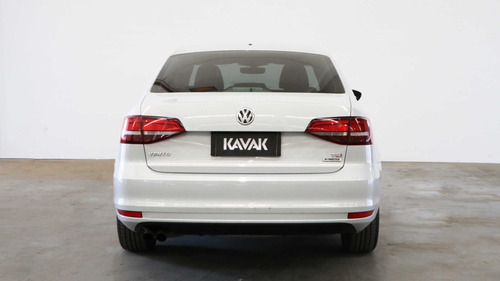 Volkswagen Vento 1.4 Comfortline 150cv At - 166544 - C(p)