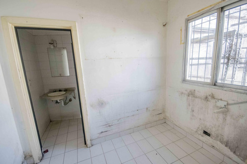 Terreno Comercial En Venta En Acassuso.