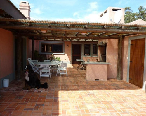 Quinta En Venta De 4 Dormitorios En La Pataia