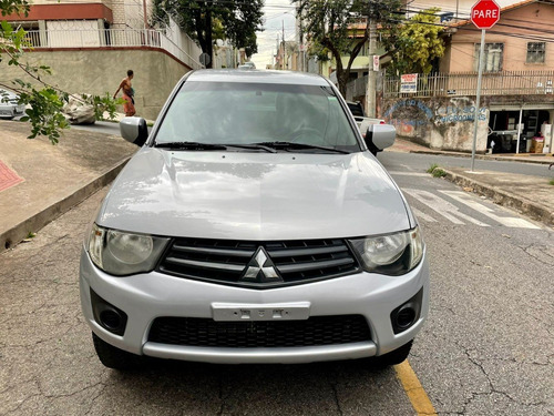 Imagem 7 de 13 de L200 Triton Glx 4x4 Cambio Manual