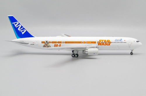 Ana Boeing 767 300 Er Star Wars R2-d2 Bb-8 Ja604a 1:200 (Usado)
