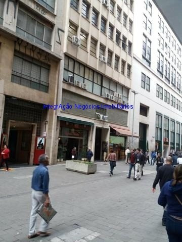 Imagem 9 de 11 de Conjunto Comercial 200m², São Dois Conjuntos Comerciais, 04 Banheiros E Sem Vaga Na Garagem. Telefone, Fibra Ótica E Internet. Excelente Localização. - 19052204 - 33992700