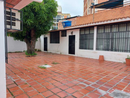 Imagen 12 de 14 de Casa En Urb Los Caobos En Maracay
