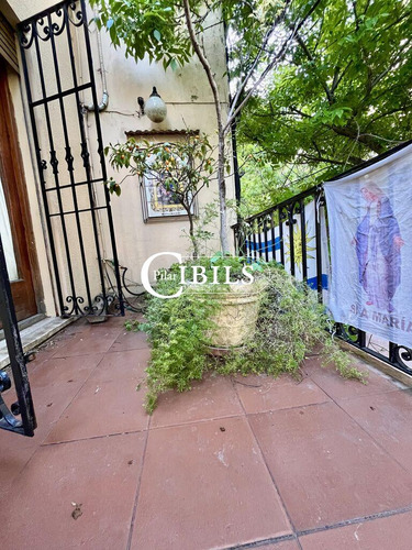 Muy Linda Casa En Venta En Pleno Pocitos Con 4 Dormitorios, Patio Y Parrillero