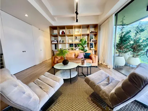 Apartamento Amoblado En Arriendo En El Poblado Parte Alta
