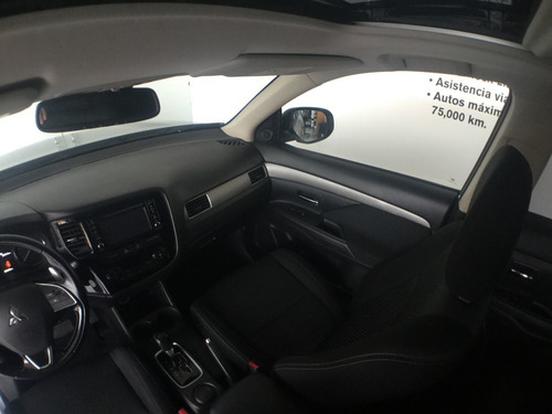 Imagen 14 de 15 de Mitsubishi Outlander 5 Puertas