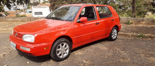 Imagem 3 de 15 de Volkswagen Golf Gl