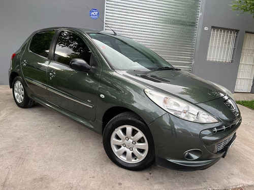 Imagen 17 de 25 de Peugeot 207 1.4 Hdi Allure 2012 / 5 Puertas / 1º Dueño