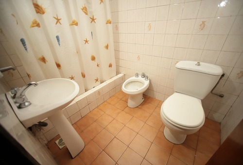 Imagen 23 de 30 de Venta Casa 5 Ambientes Patio Tablada Permuta