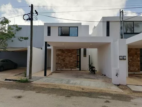 Casas En Venta En Mérida, Yucatán Cholul De 3 Recámaras. | Metros Cúbicos