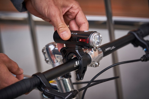 Imagen 6 de 6 de Luz De Bicicleta Delantera Recargable Eltin 800 Lumenes