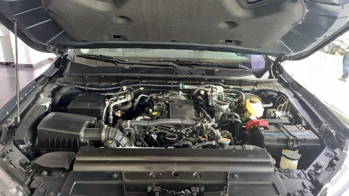 Imagen 6 de 18 de Renault Alaskan 2.3t 16v Confort Mt 4x2 Hot Sale Nm