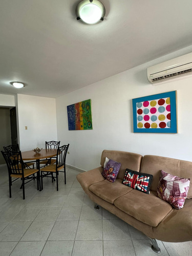En Alquiler Apartamento En Guataparo, Res. Altos Del Mirador - Solo Clientes (al)