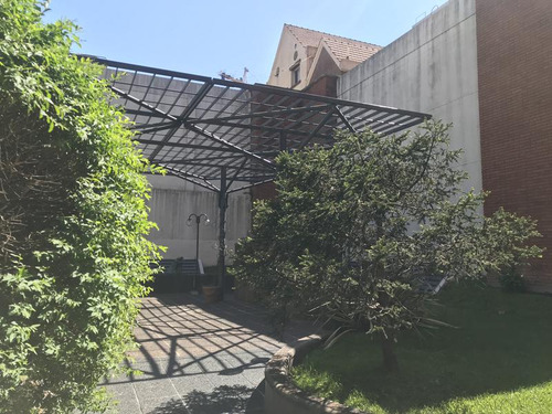 Departamento 2 Ambientes Con Balcón En Flores - Piso Alto En Torre Con Jardín Sum Y Parrillas