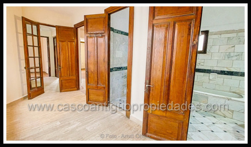 Imagen 9 de 14 de Piso Alto Sobre Plaza De Los Treinta Y Tres