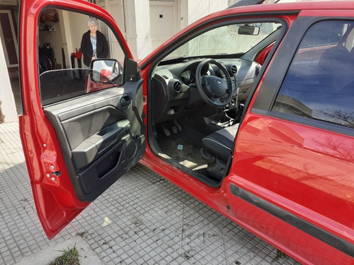 Imagen 6 de 12 de Ford Ecosport 2012 1.6 S 110cv 4x2
