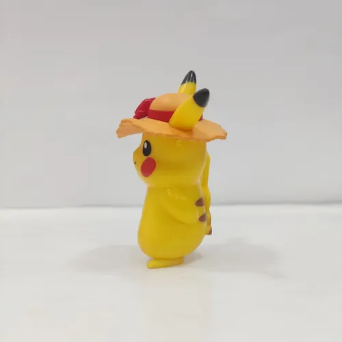 Pikachu Pokemon Lugia Slowbro Alakazam Chikorita Hunter Onix