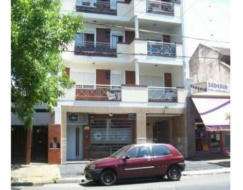 Imagen 1 de 14 de Local A Mts De A. Jonte - Baño Cocina - Baulera Y Patio
