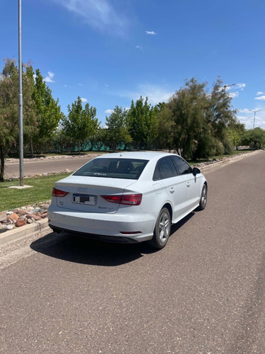 Imagen 3 de 8 de Audi A3 1.4t Sedán 150hp Stronic Línea Nueva