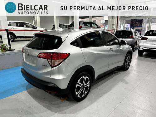 Imagen 3 de 17 de Honda Hr-v 1.8 Exl 4x4 Awd Excelente Estado