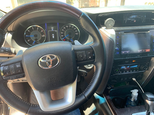 Toyota Sw4 Srx At 7 Asientos