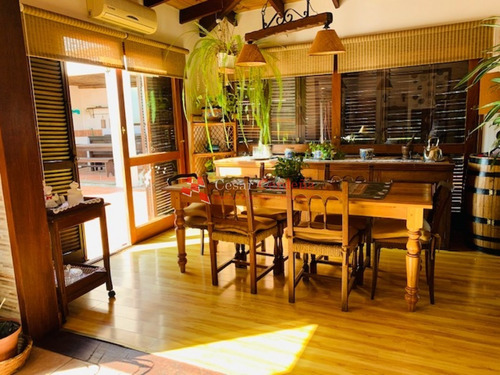 Importante Residencia A Metros Del Mar- Ref: 1435