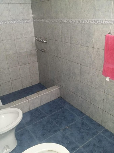Imagen 6 de 9 de Excelente Casa 4 Ambientes En Venta - Rafael Calzada