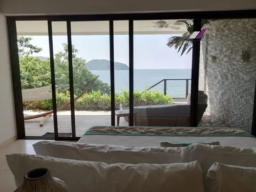 En Venta Lujosas Villas Frente Al Mar De Zihuatanejo