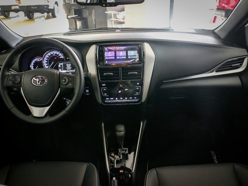 Toyota Yaris 1.5 Xl Plus Connect Cvt (flex)