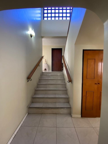 Imagen 6 de 21 de Casa En Alquiler/venta En El Parral, Carlos Tona , 04129305244, Cod: Foc-798