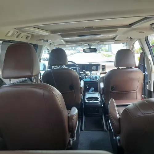 Toyota Sienna 3.5 Limited At