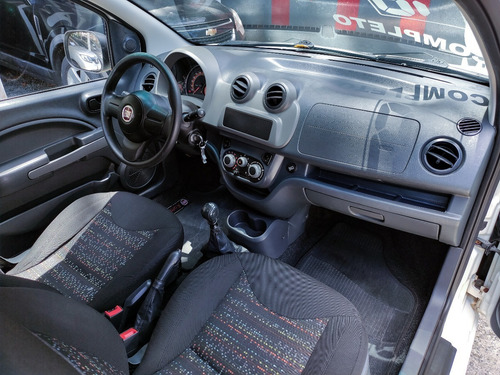 Imagem 8 de 13 de Fiat Fiorino Furgão Hard Working Flex 1.4 Mpi 8v 2p Manual