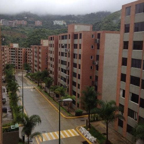 Imagen 1 de 15 de Venta De Apartamento En Los Naranjos Humboldt