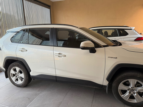 Toyota Rav4 Hibrid Xle