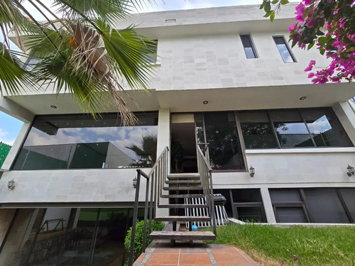 Casa En Venta En Ciudad Satélite, Naucalpan De Juárez